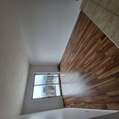 218 · 2e étage - Photo 1