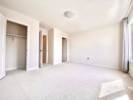 For Lease - 30 Stoeber Lane, Markham, Ontario - Photo 2