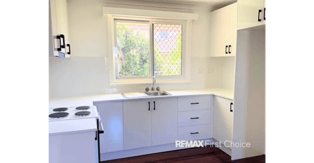 Super Convenient Location - $350 for Single Person or $380 for 2 People (Water Included) - Photo 3