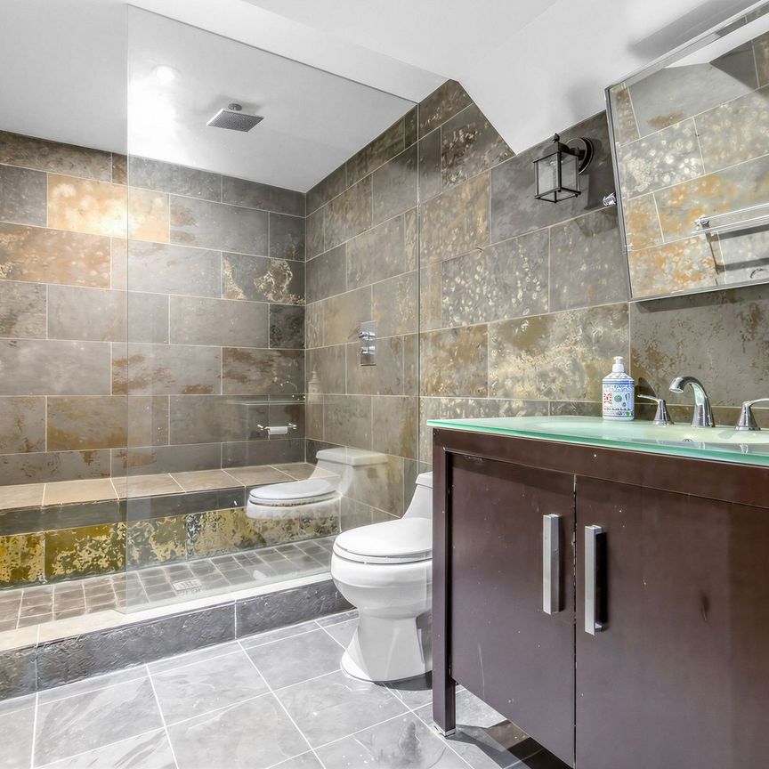 For Lease - 2 Park (Basement) Avenue, Toronto, Ontario - Photo 1