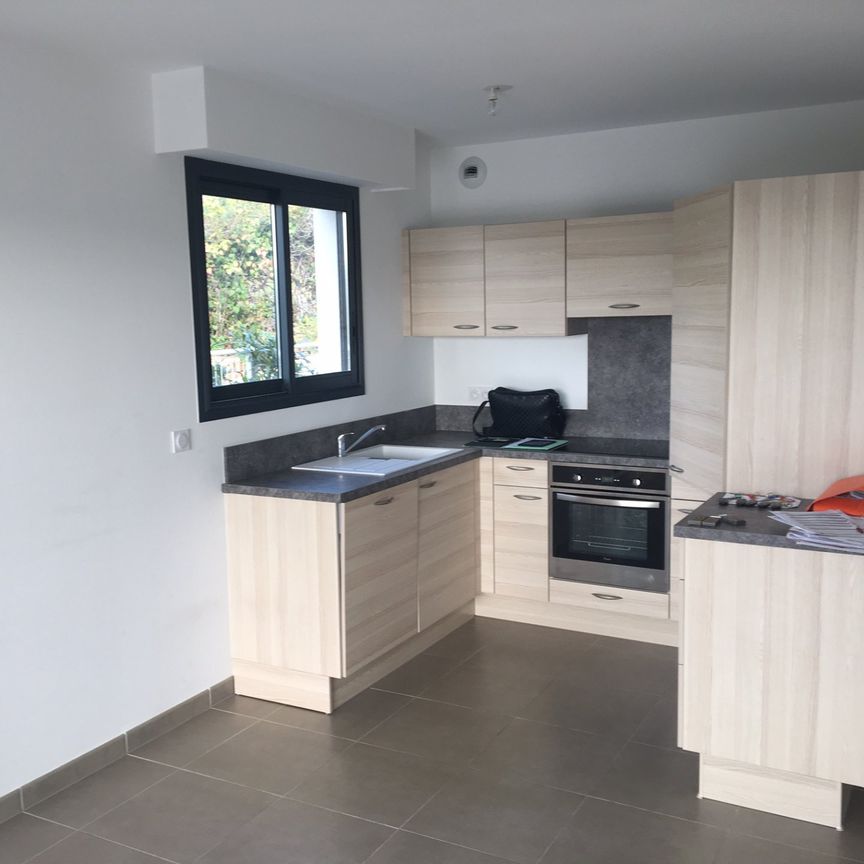 Location Appartement 3 pièces 61m² CAGNES SUR MER 06800 - Photo 1