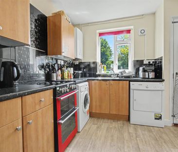 4 Bedroom House to let - Photo 1