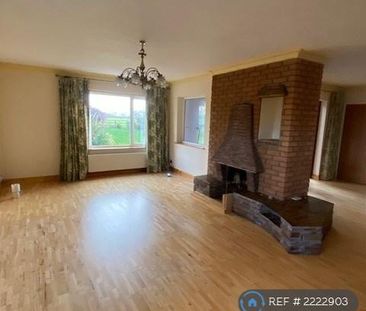 4 bedroom detached house to rent - Photo 4