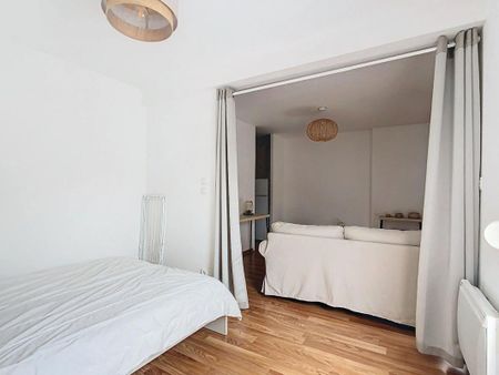 Appartement meublé Laxou 1 pièce(s) 31.85 m2 avec parking sécurisé et ascenseur - Photo 4