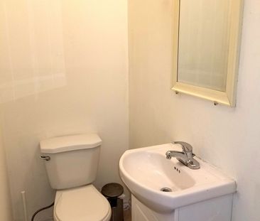 For Lease - 182 Confederation Drive Unit# Main Floor, Toronto, Ontario - Photo 6