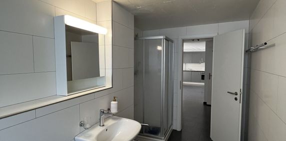 St-Imier, studio on the ground floor in the city center - Photo 2