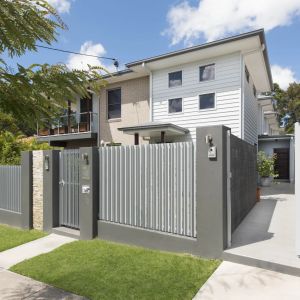 Stylish Executive Townhouse in Boutique Camp Hill Complex - Photo 3