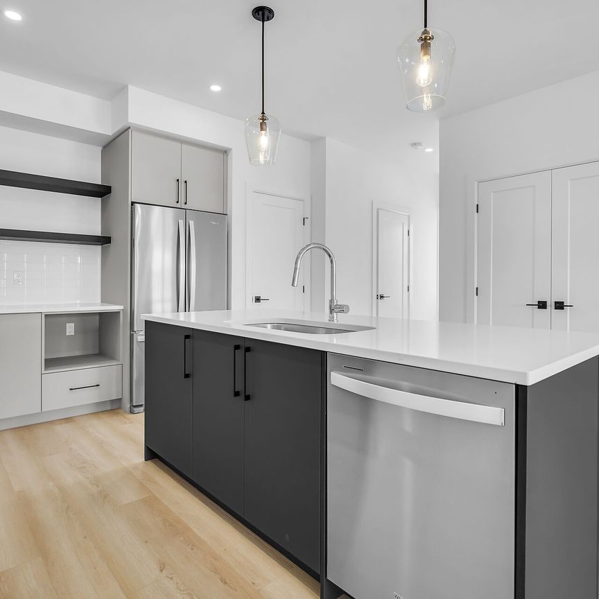 For Lease - 3550 Emily Carr Lane, London South, Ontario - Photo 1