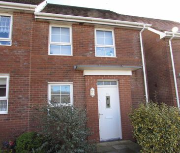 3 bedroom terraced house to rent - Photo 1