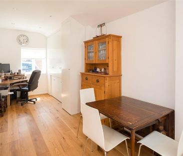 3 bedroom semi-detached house to rent - Photo 6