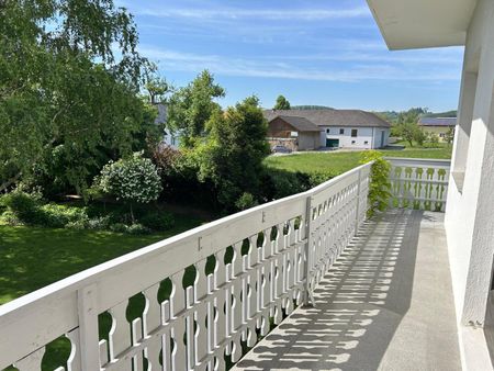 DIETACH - SEHR GROSSE 4-RAUM-WOHNUNG MIT BALKON UND TERRASSE - Foto 3
