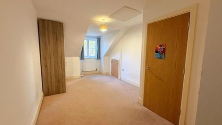 3 bedroom terraced house to rent - Photo 2