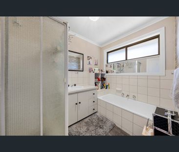 4/11-13 Healey Street, Craigieburn, Vic 3064 - Photo 3