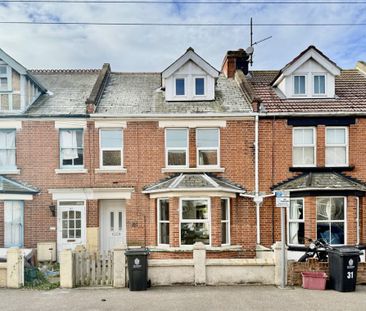 3 bed House Meredith Road, Clacton-on-sea, CO15 - Photo 3