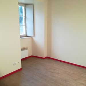 Appartement T2 dans résidence Le Prieuré à Blesle - Photo 2