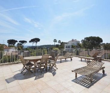 VILLA CALIFORNIENNE PRES DES PLAGES DE LA GAROUPE - Photo 2