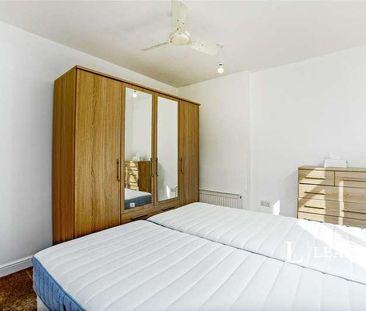 Streatham Vale, London, SW16 - Photo 5