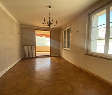 Location Appartement 4 pièces 120m² SAUMUR 49400 - Photo 2