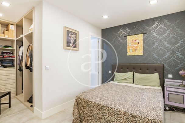 Flat for rent in Palacio. - Photo 1
