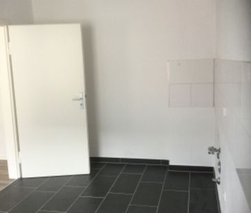 ** Modernisierte 2-Zi-Wohnung in Essen-Holsterhausen sucht neuen Mi... - Photo 1