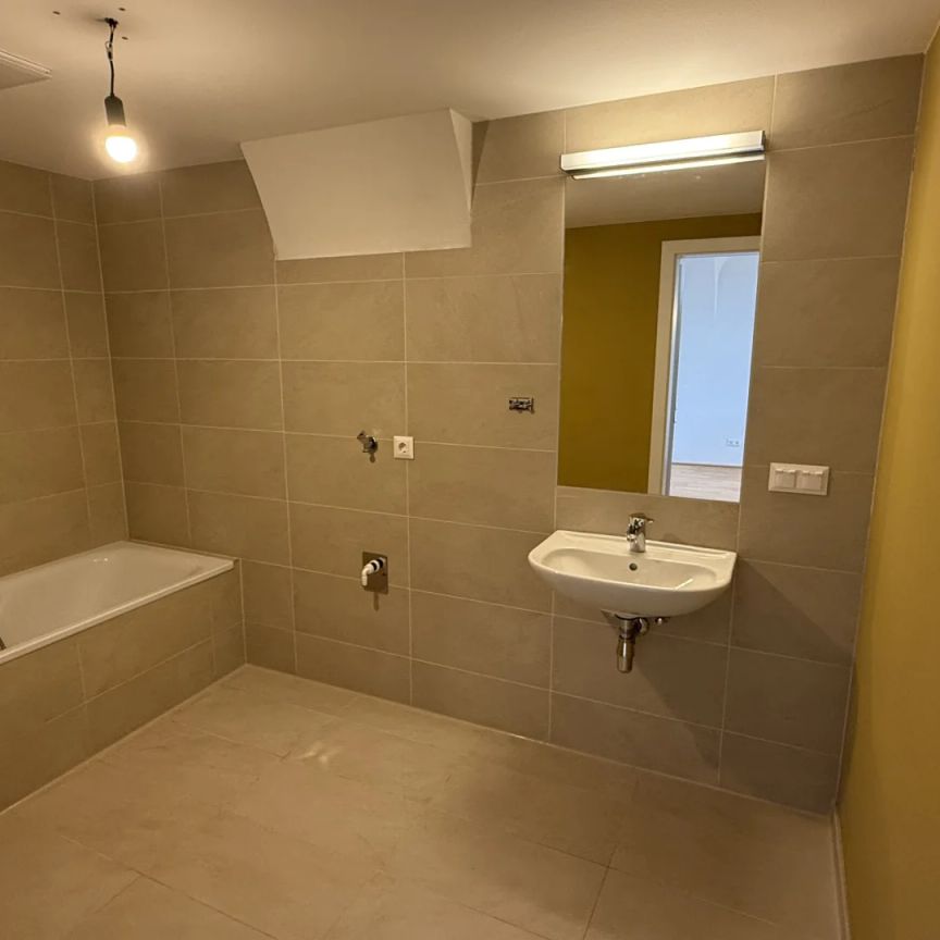 Residieren im Schloss! Haus 2 Top 10 - Foto 1