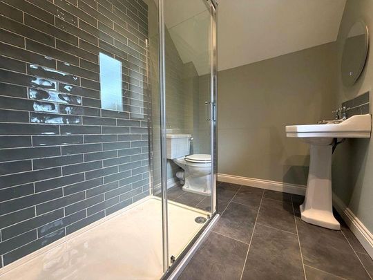 3 bedroom barn conversion to rent - Photo 1