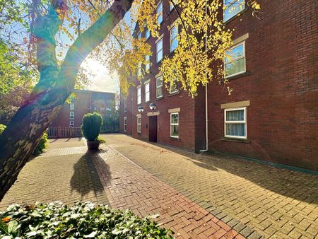 2 bedroom flat to rent - Photo 3