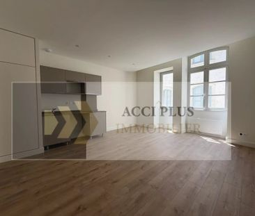 Location Appartement 3 pièces 56m² NIMES 30000 - Photo 3