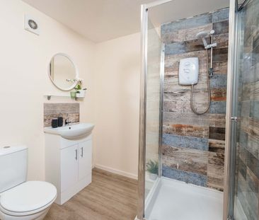 Room in a Shared House, Trafalgar Street, S1 - Photo 1