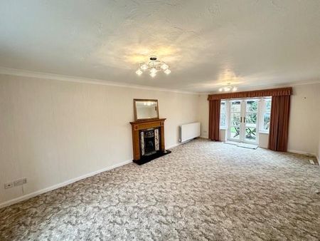 4 bedroom detached house to rent - Photo 3