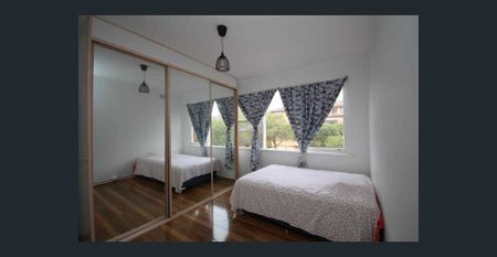 Spacious One Bedroom At Brighton Le Sands - Photo 2