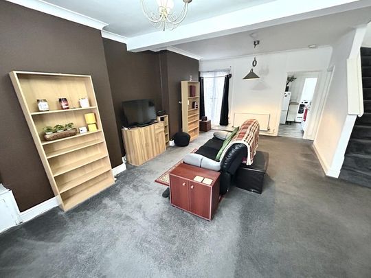 2 bedroom house to rent - Photo 1