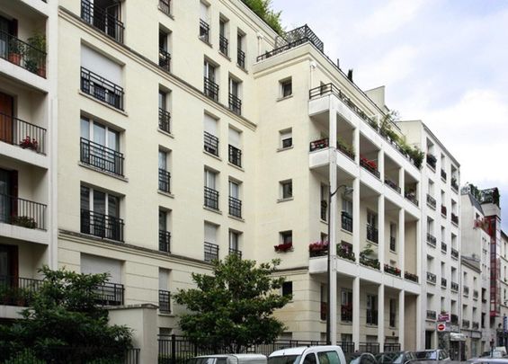 location Appartement T2 DE 45.4m² À PARIS - Photo 1
