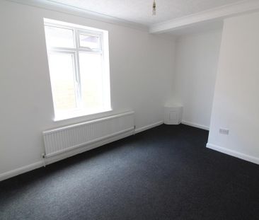 3 bedroom bungalow to rent - Photo 3