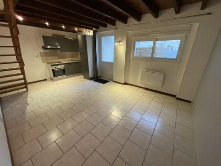 A LOUER - Quartier Séraucourt - Maisonnette T2 de 35.70m² avec extérieur - Photo 2