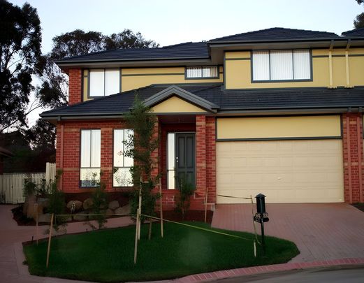 Comfort and Style: Your Sanctuary at 21 Cascades View, Yallambie - Photo 1