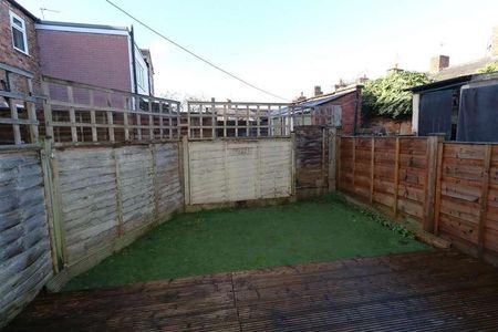 Langford Street, Macclesfield, SK11 - Photo 2