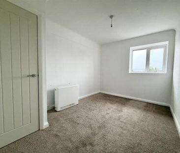 Telegraph Road, Heswall, Wirral - Photo 2