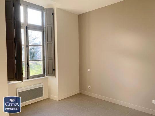 Location Appartement 3 pièces 67m² FONTENAY LE COMTE 85200 - Photo 1