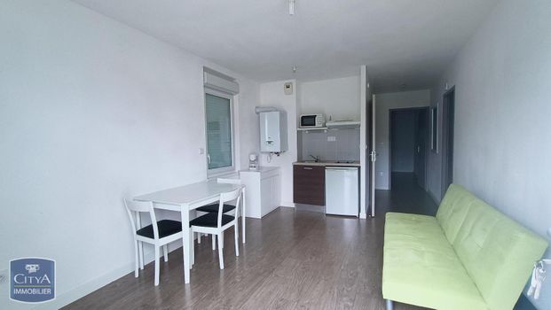 Location Appartement 4 pièces 68m² BUZANCAIS 36500 - Photo 1
