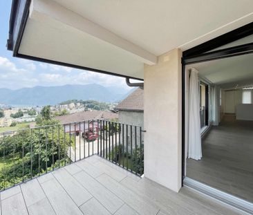 MODERNO DUPLEX 4 LOCALI CON VISTA LAGO A BREGANZONA - Photo 2