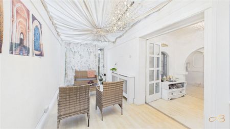 3 Bedroom End Of Terrace - Photo 3