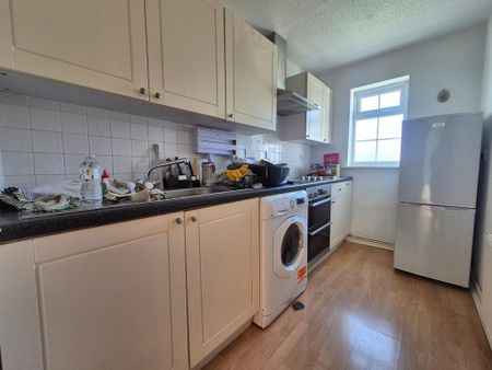 1 bedroom ground floor flat to rent - Photo 5