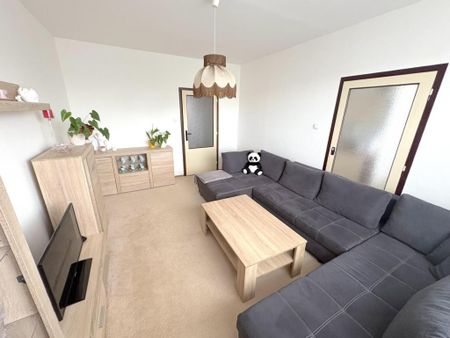 Pronájem bytu 2+1 54 m2 - Fotografie 2