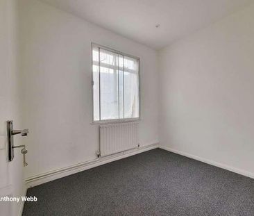 Hertford Court, Green Lanes, N13 - Photo 2