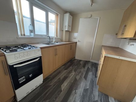 2 bedroom terraced house to rent - Photo 5