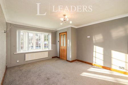 3 bedroom house to rent Normanton Spring Road, Sheffield, South Yorkshire, S13 - Photo 2