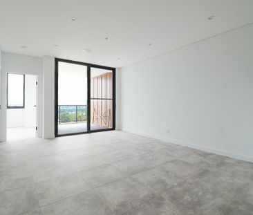 Level 6 with expansive northerly views - Photo 1