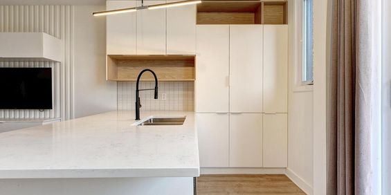 4 1/2 Rénové à Neuf Et Meublé à Montréal - Photo 3