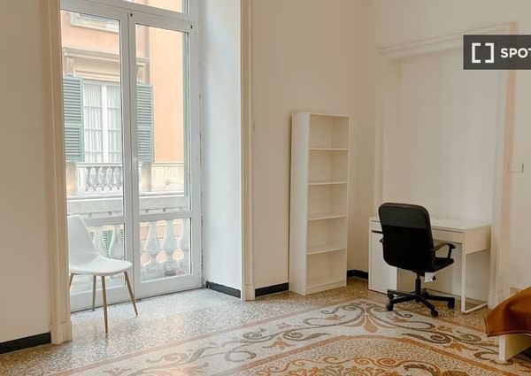 genoa, Liguria 16124